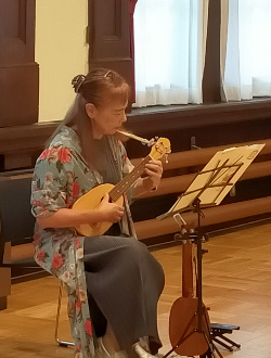 ウクレレソロ演奏