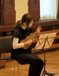 ウクレレソロ演奏
